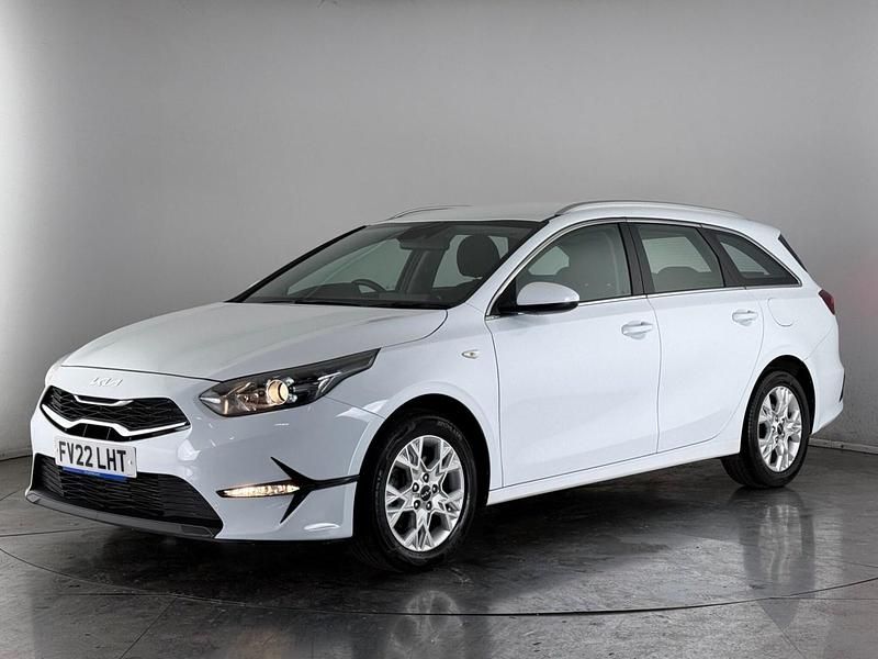 Used Kia Ceed Sportswagon 2022 White Estate