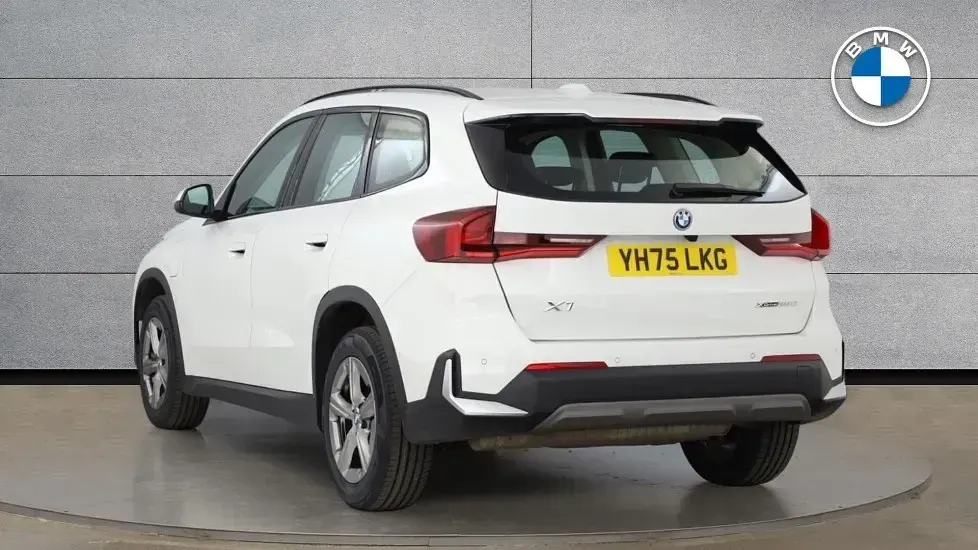 Used BMW X1 Sport Line 242 HP (177 kW) 2025 White SUV