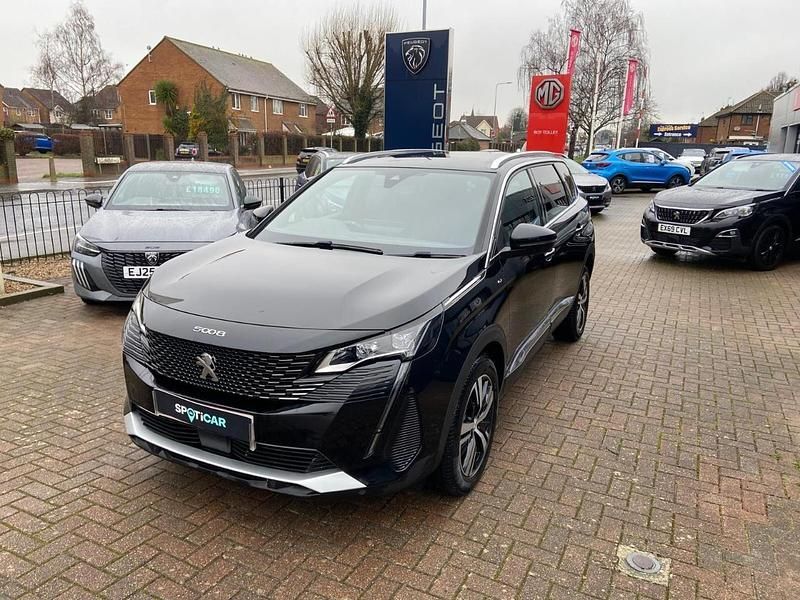 Used Peugeot 5008 GT 129 HP (94 kW) 2023 Black MPV