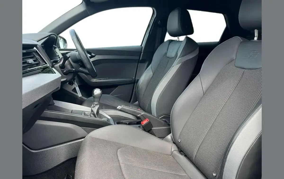 Used Audi A1 Black Edition 108 HP (79 kW) 2021 Grey SUV