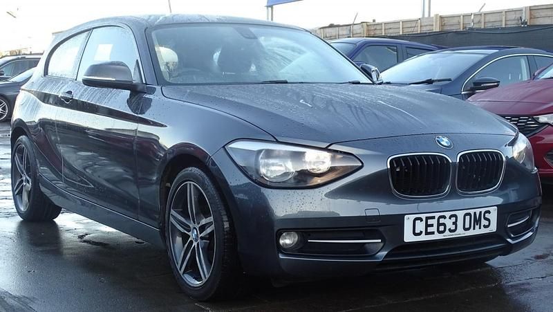 Used BMW 118 Sport Line 2013 Grey Hatchback