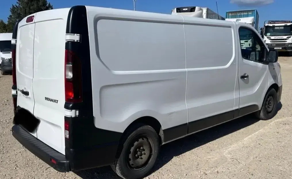 Second-hand Renault Trafic Business 120 CP (88 kW) 2019 Alb Monovolum