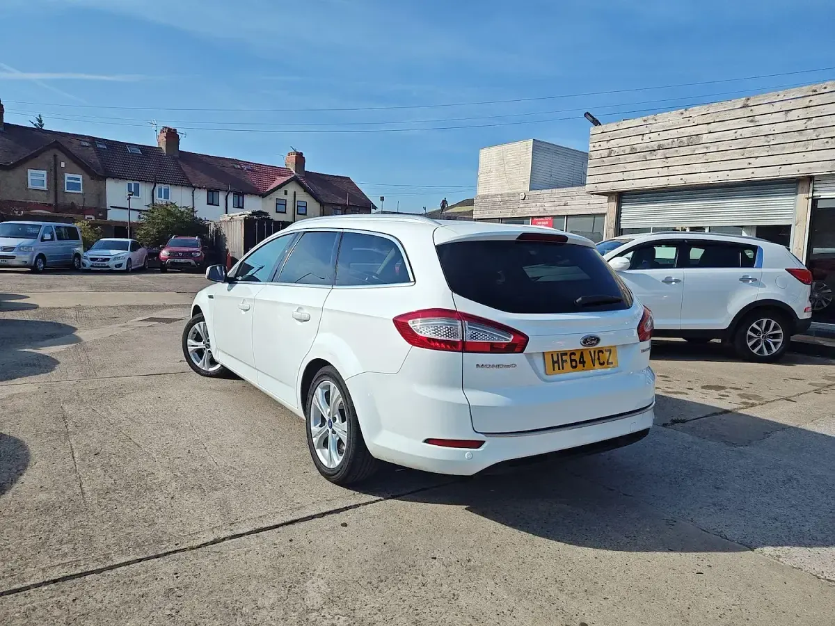 Used Ford Mondeo Business Edition 163 HP (119 kW) 2014 White Estate