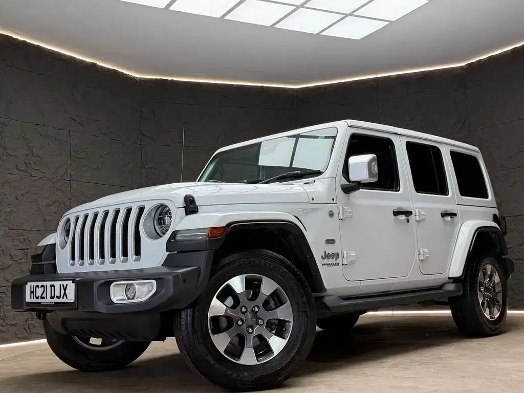 Used Jeep Wrangler Overland 272 HP (200 kW) 2021 White SUV