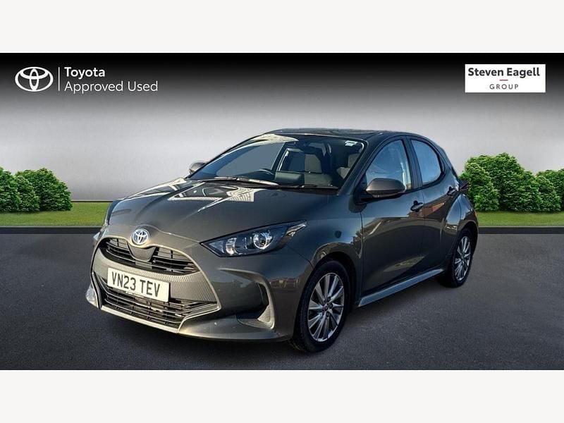 Used Toyota Yaris Hybrid 2023 Bronze Hatchback