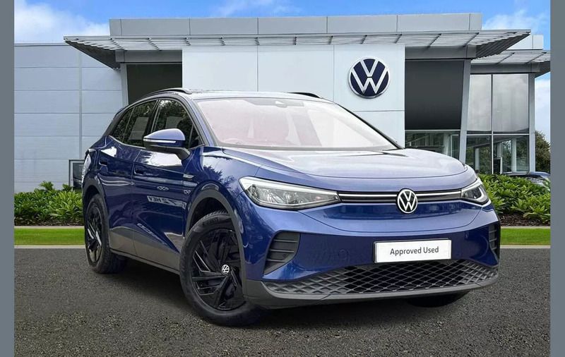 Blue Used 2021 VW ID.4 Pure SUV | £17,791 (Fair price) - Image 1/4