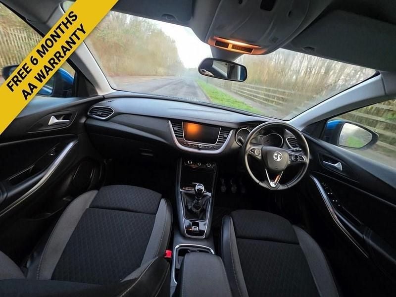 Second-hand Vauxhall Grandland X S 130 CP (95 kW) 2019 Albastru SUV