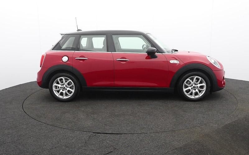 Used Mini Cooper S Classic 192 HP (141 kW) 2020 Red Hatchback