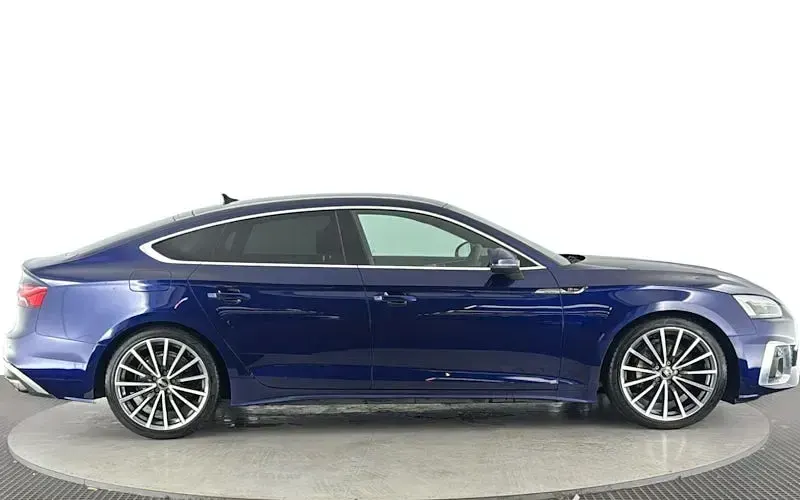 Used Audi A5 Sportback S-Line 204 HP (150 kW) 2024 Blue Hatchback