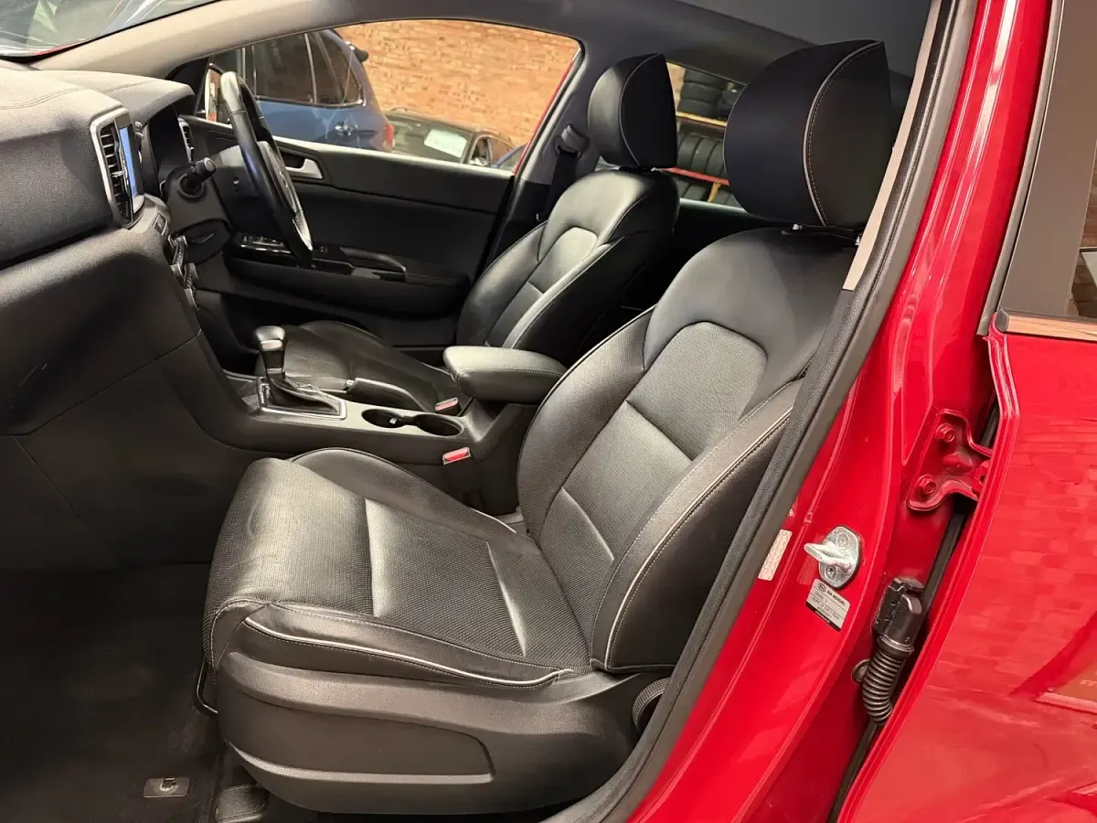 Used Kia Sportage 2018 Red SUV
