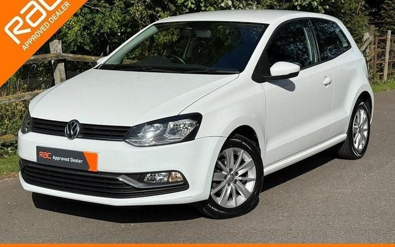 White Used 2015 VW Polo SE Hatchback | £6,240 (Fair price) - Image 1/3