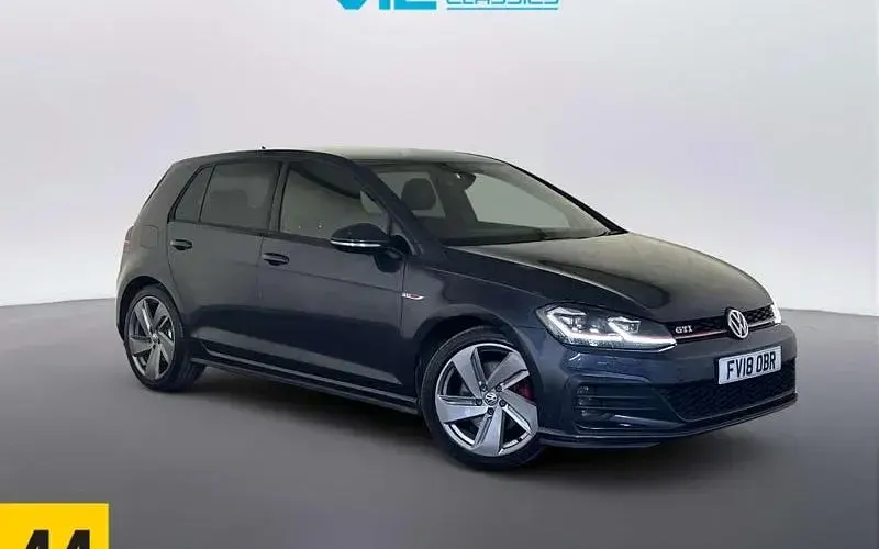 Used VW Golf VII GTI 230 HP (169 kW) 2018 Hatchback
