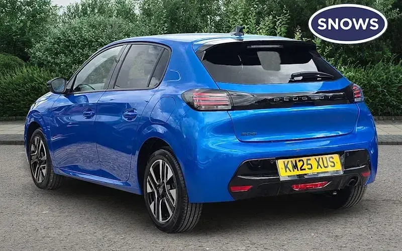 Used Peugeot 208 Allure 101 HP (74 kW) 2025 Blue Hatchback