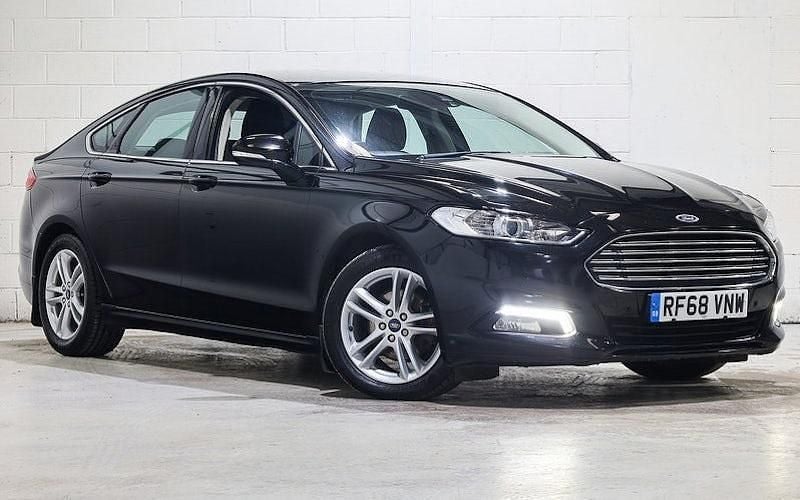 Used Ford Mondeo Zetec 150 HP (110 kW) 2018 Black Hatchback