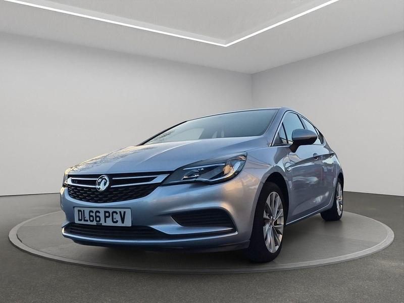 Used Vauxhall Astra Design Edition 2016 Silver Hatchback