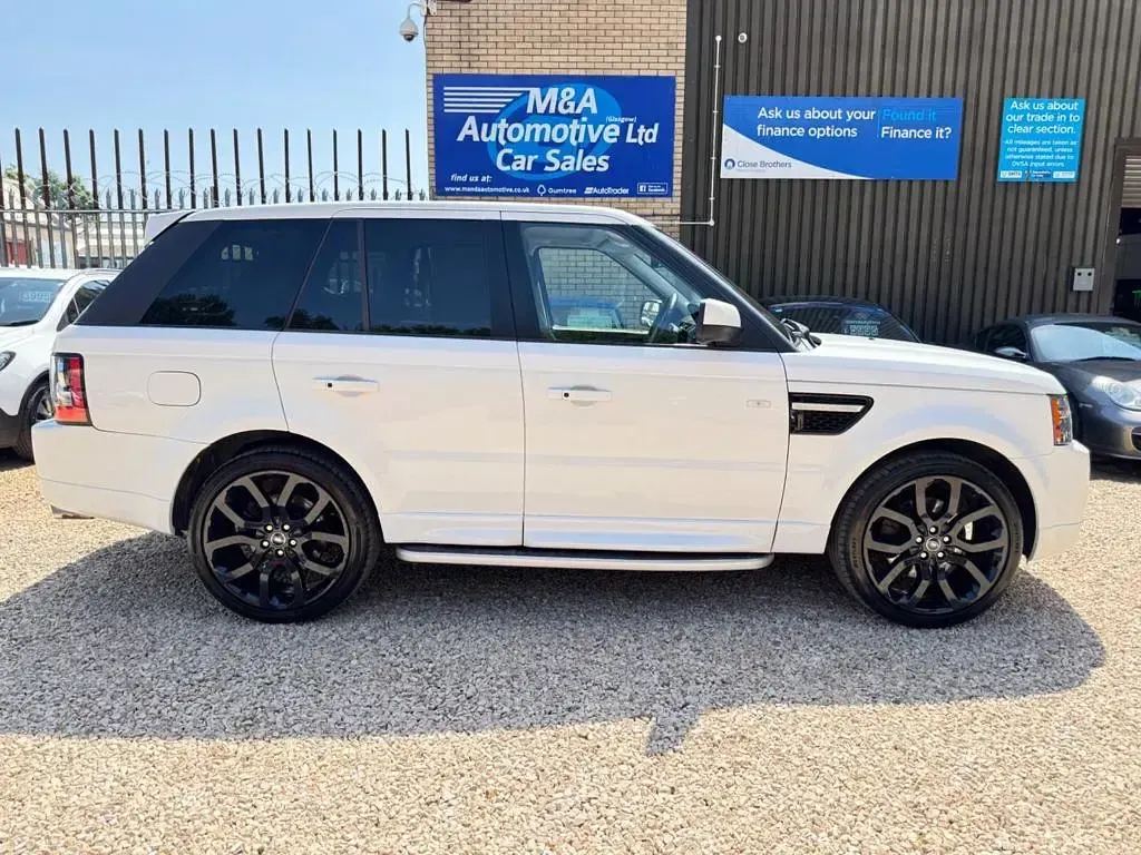 Used Land Rover Range Rover HSE 255 HP (187 kW) 2012 White SUV