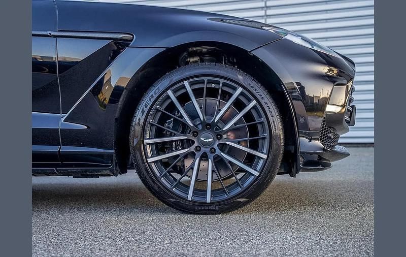 Used Aston Martin DBX 707 707 HP (519 kW) 2024 Black SUV