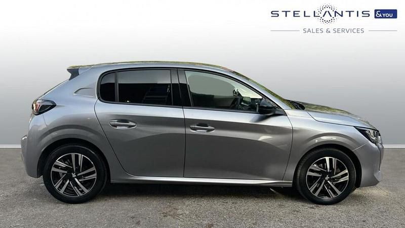 Used Peugeot 208 Allure+ 99 HP (72 kW) 2023 Grey Hatchback