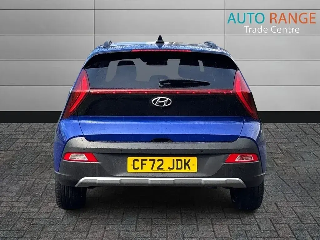 Używany Hyundai Bayon Premium 120 KM (88 kW) 2022 Niebieski SUV