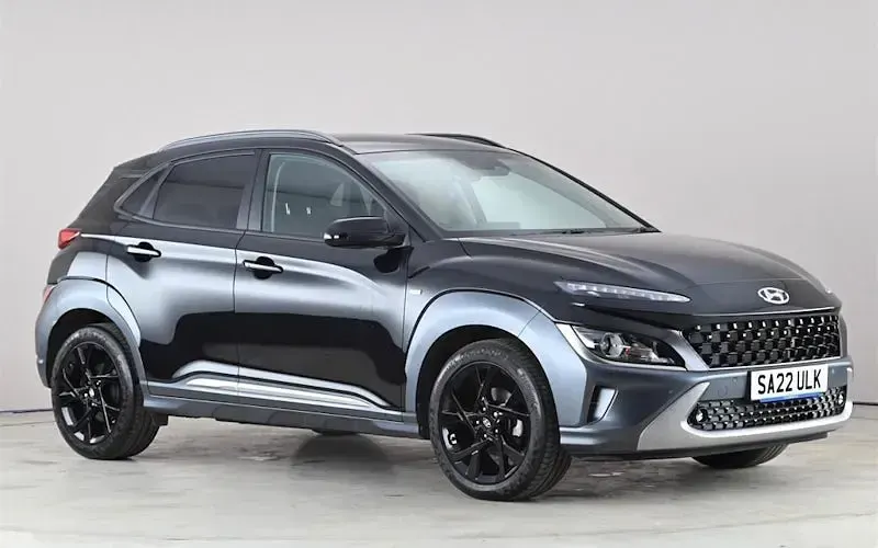 Second-hand Hyundai Kona Premium 120 CP (88 kW) 2022 Negru SUV
