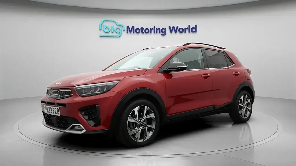Used Kia Stonic GT-Line 118 HP (86 kW) 2023 Red SUV