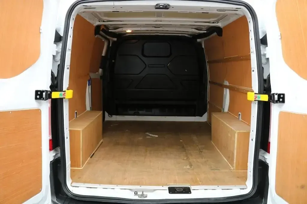 Usado Ford Transit Custom 130 HP (95 kW) 2021 Branco Van