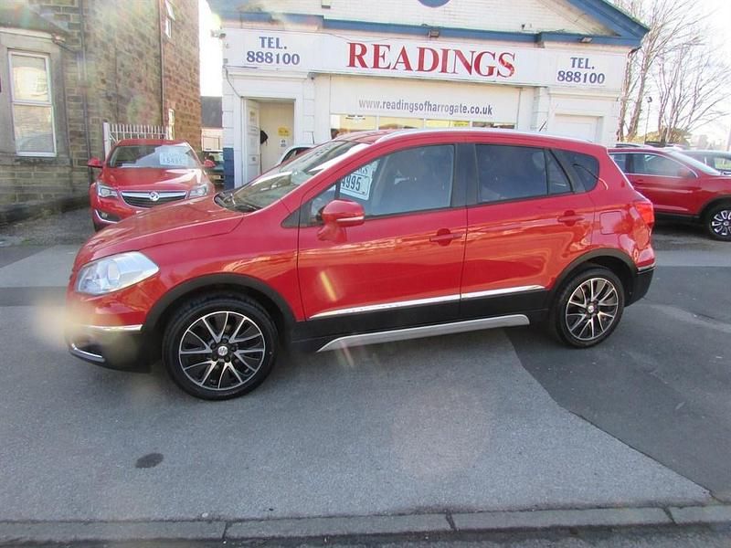 Used Suzuki SX4 S-Cross SZ-T 120 HP (88 kW) 2014 Red Hatchback