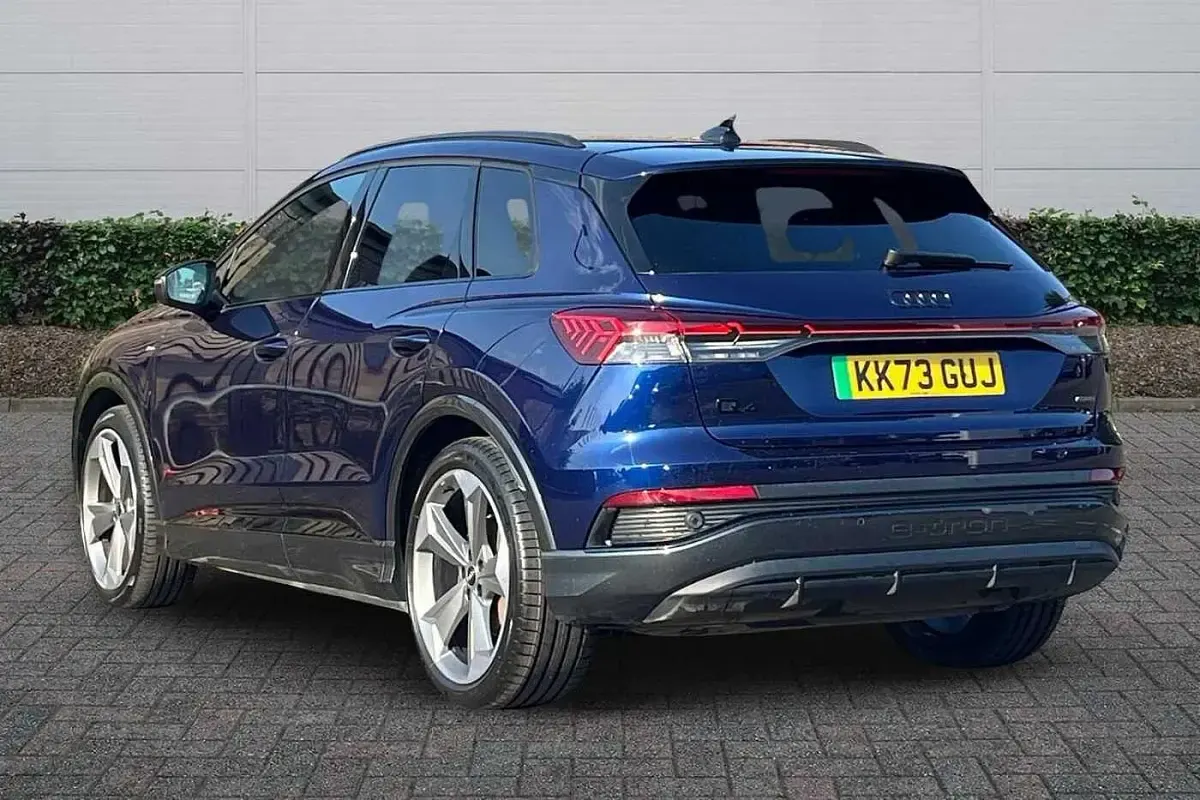 Used Audi Q4 e-tron Black Edition 219 kW (299 HP) 2023 Blue SUV