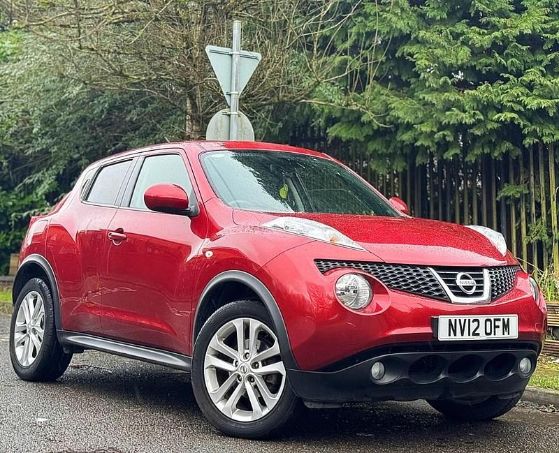 Used Nissan Juke Tekna 117 HP (86 kW) 2012 Red SUV