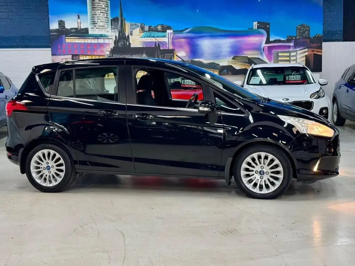 Usado Ford B-MAX Titanium 120 HP (88 kW) 2012 Preto Monovolume