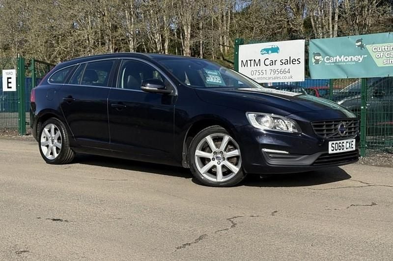 Used Volvo V60 SE 150 HP (110 kW) 2017 Blue Estate
