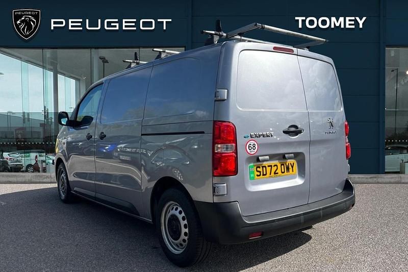 Used Peugeot e-Expert 98 kW (134 HP) 2022 Grey Van