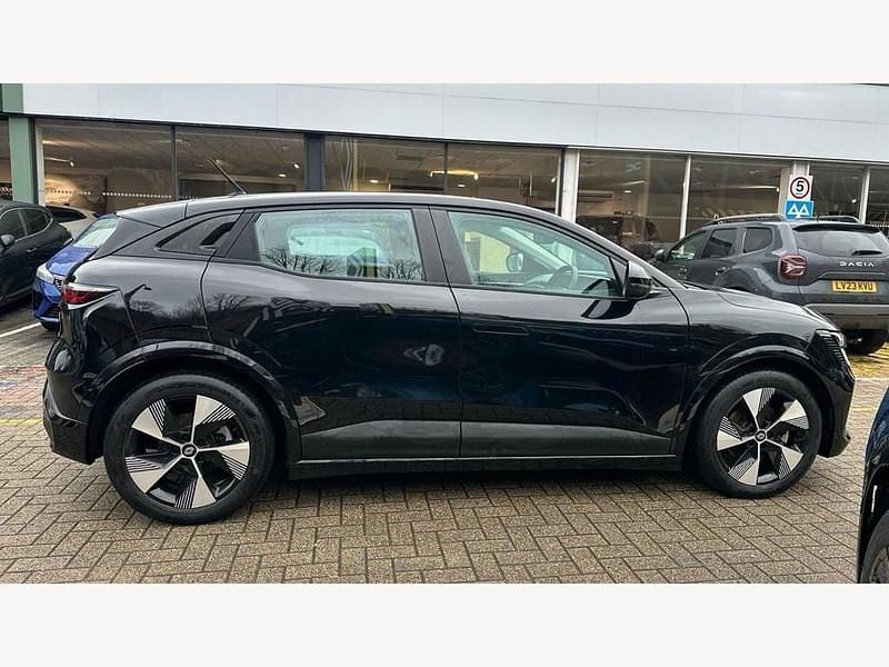 Used Renault Megane E-Tech Equilibre 160 kW (218 HP) 2024 Hatchback
