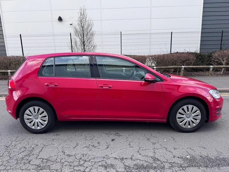Used VW Golf VII S 2014 Red Hatchback