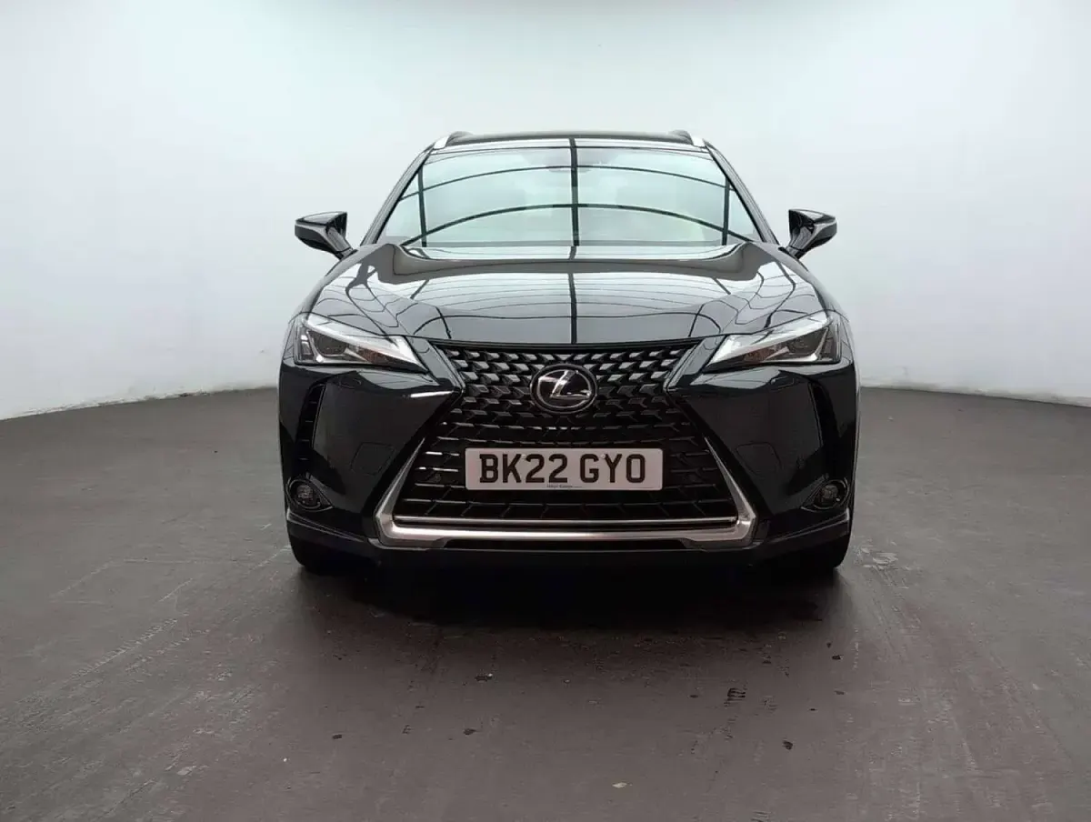 Used Lexus UX 300e 150 kW (204 HP) 2022 Black SUV