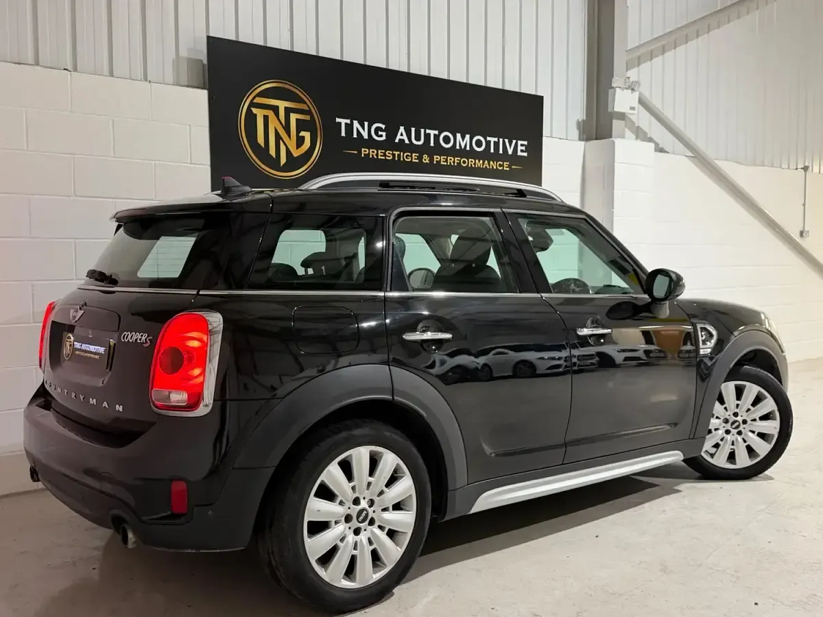 Begagnad Mini Cooper S Countryman 192 HK (141 kW) 2017 Svart SUV