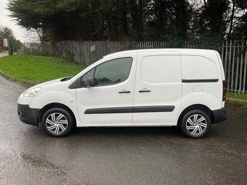 Used Peugeot Partner S 2014 White MPV