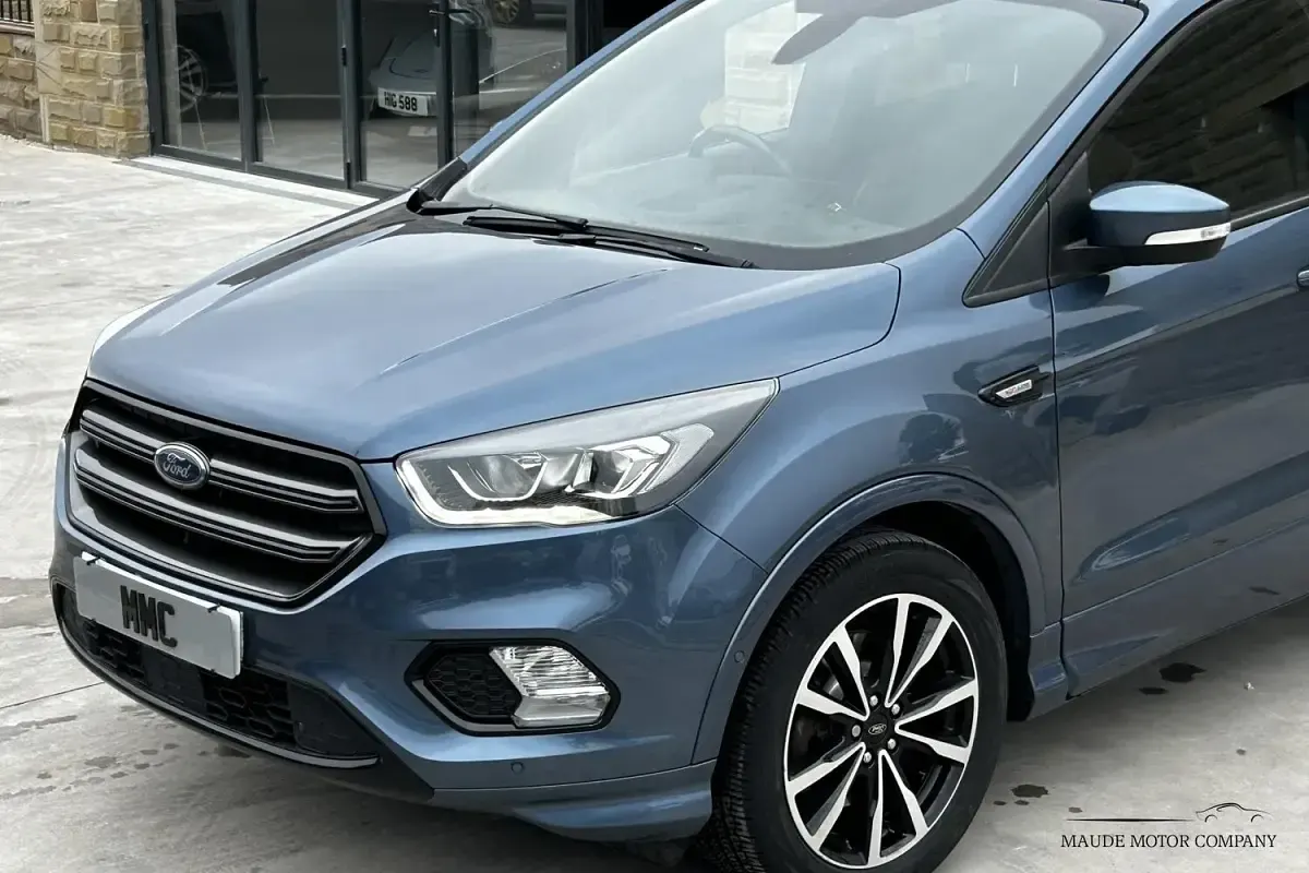 Used Ford Kuga ST-Line 150 HP (110 kW) 2019 Blue SUV