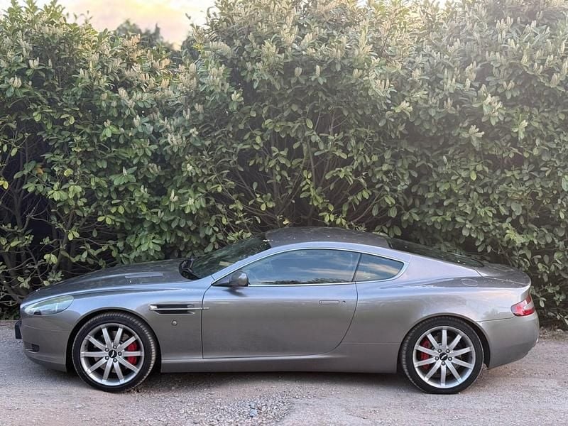 Used Aston Martin DB9 456 HP (335 kW) 2004 Silver Coupe