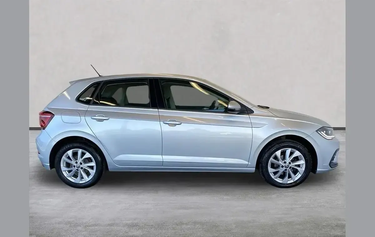 Used VW Polo Style 95 HP (69 kW) 2021 Silver Hatchback