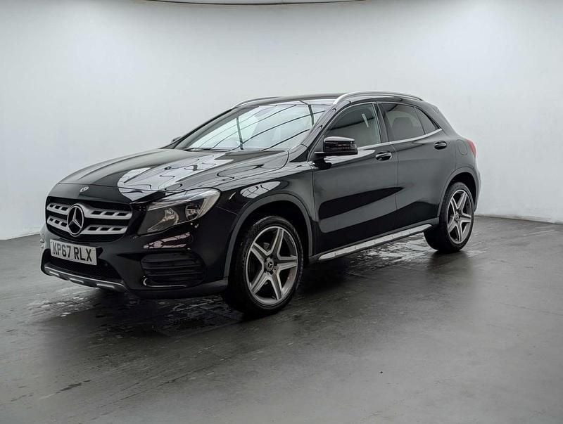 Used Mercedes GLA200 AMG line 136 HP (100 kW) 2017 Black SUV