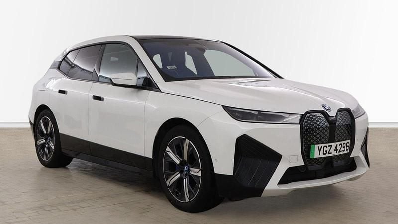 Used BMW iX M Sport 236 kW (322 HP) 2023 White SUV