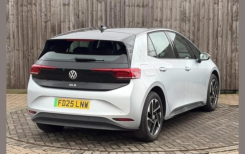 Used VW ID.3 Pro 147 kW (200 HP) 2025 Silver Hatchback