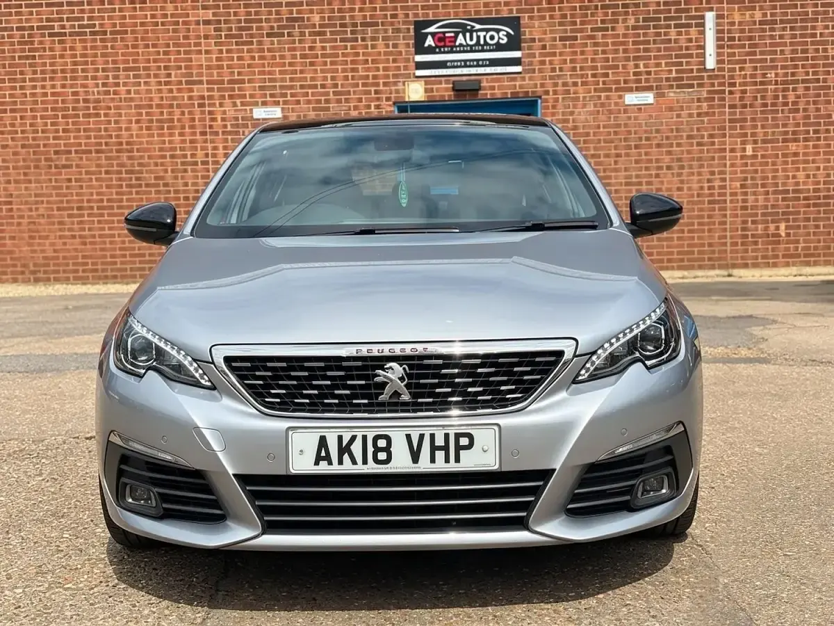 Used Peugeot 308 GT-line 130 HP (95 kW) 2018 Grey Hatchback