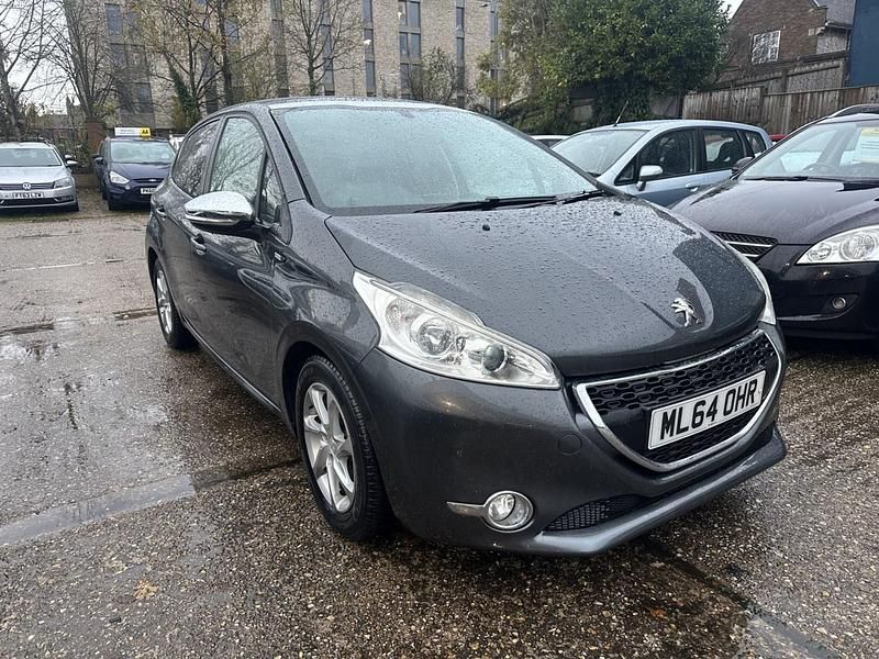 Grey Used 2014 Peugeot 208 Style Hatchback | £3,495 (A bit pricey) - Image 1/4