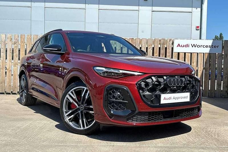 Grenadine red Used 2025 Audi Q5 Comfort SUV | £59,990 - Image 1/4