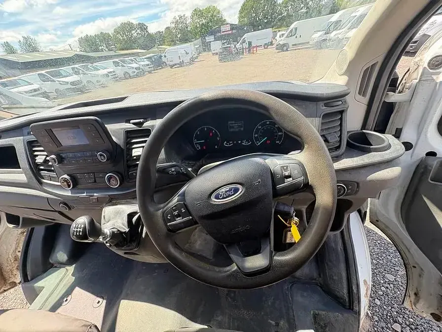 Used Ford Transit 130 HP (95 kW) 2019 White Van