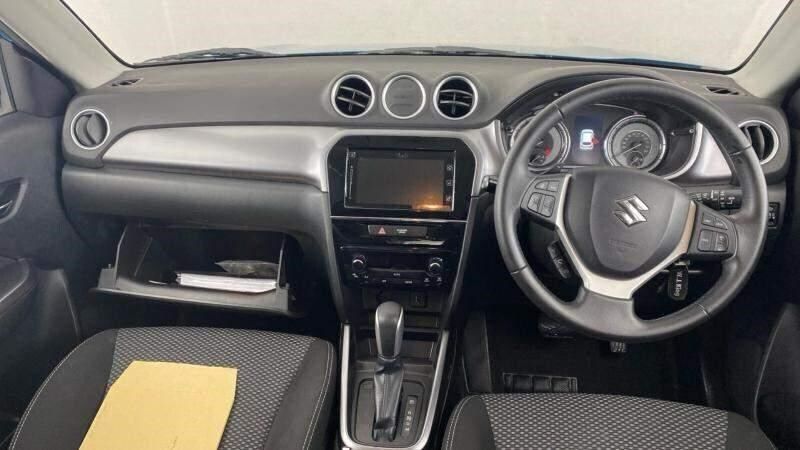 Used Suzuki Vitara SZ-T 111 HP (81 kW) 2019 Atlantis turquoise SUV