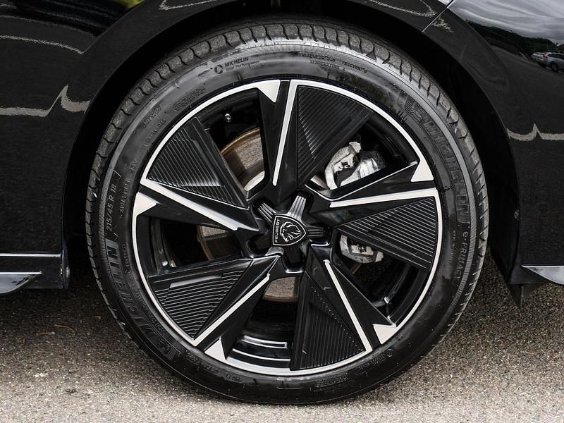 Black Used 2024 Peugeot e-308 GT Hatchback | £29,896 - Image 1/4