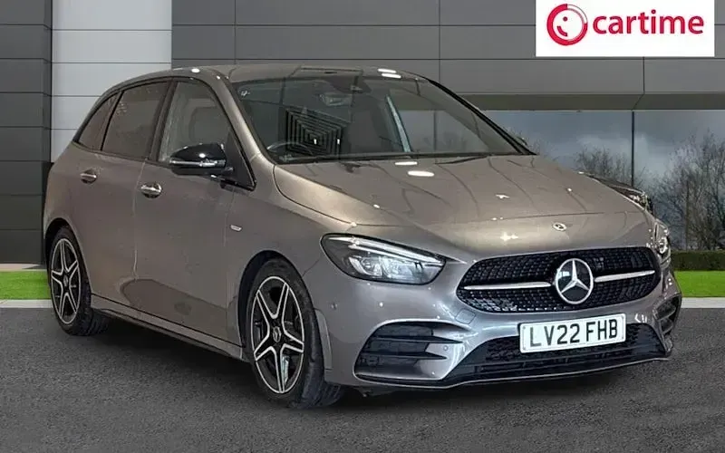 Used Mercedes B200 AMG Line Premium 163 HP (119 kW) 2022 Hatchback